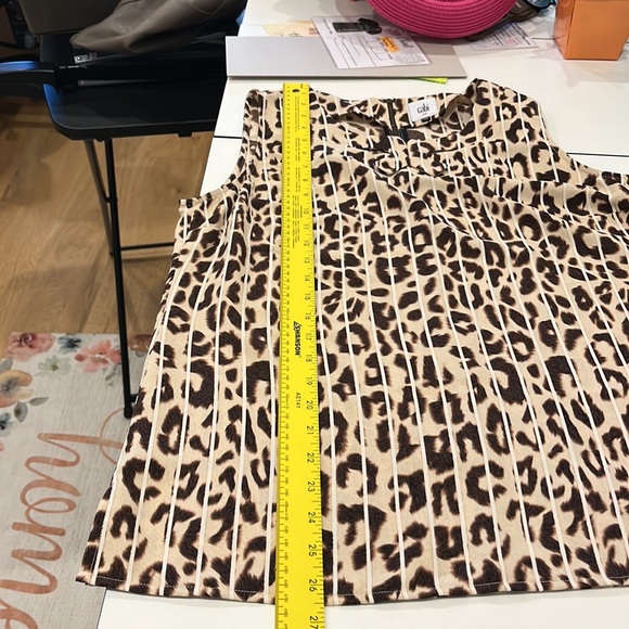 Cabi Ginger Top Tunic M leopard - Picture 10 of 13
